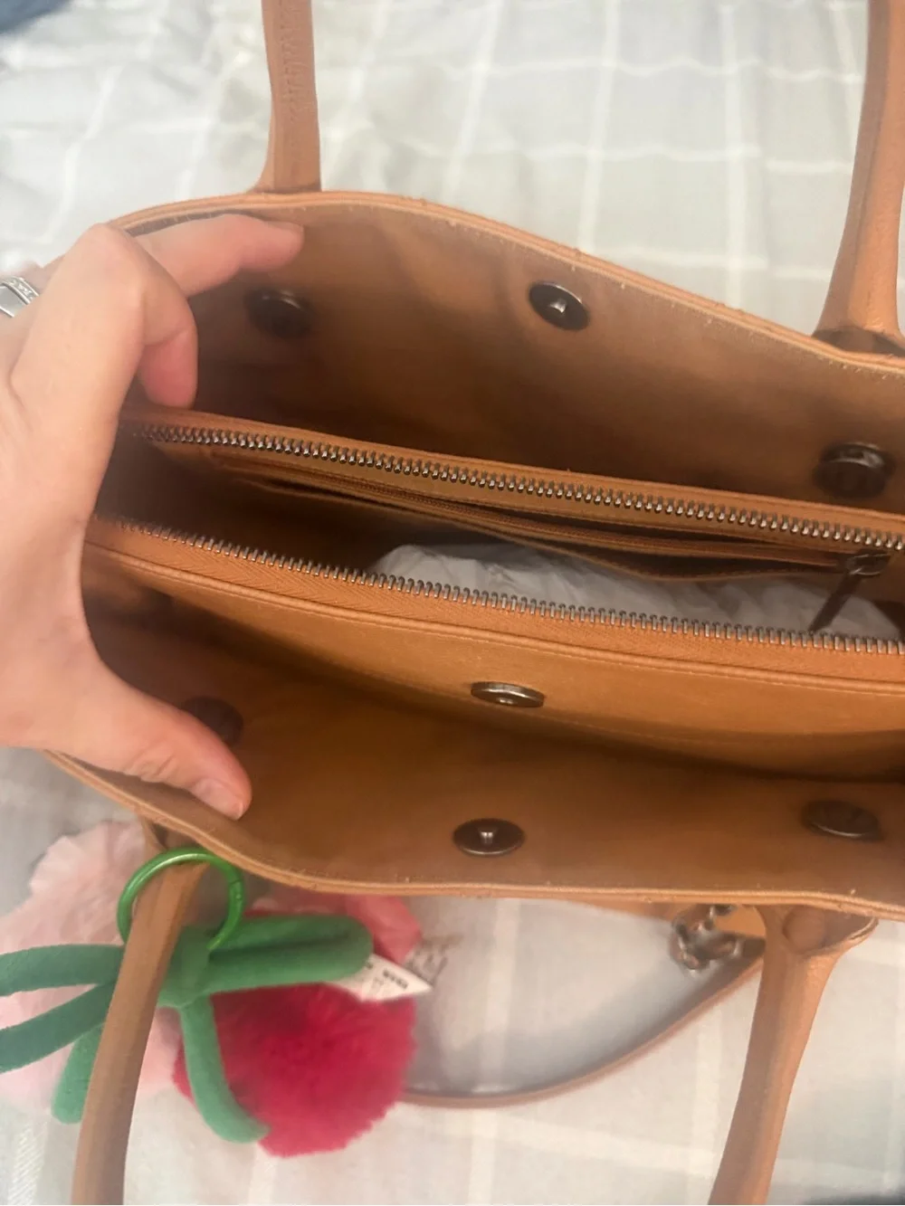 💯 Auth CHANEL Quilted Camel Leather Shoulder Bag with Chain Strap